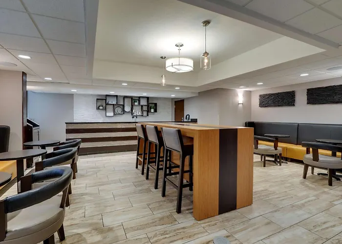 Drury Inn & Suites Springfield